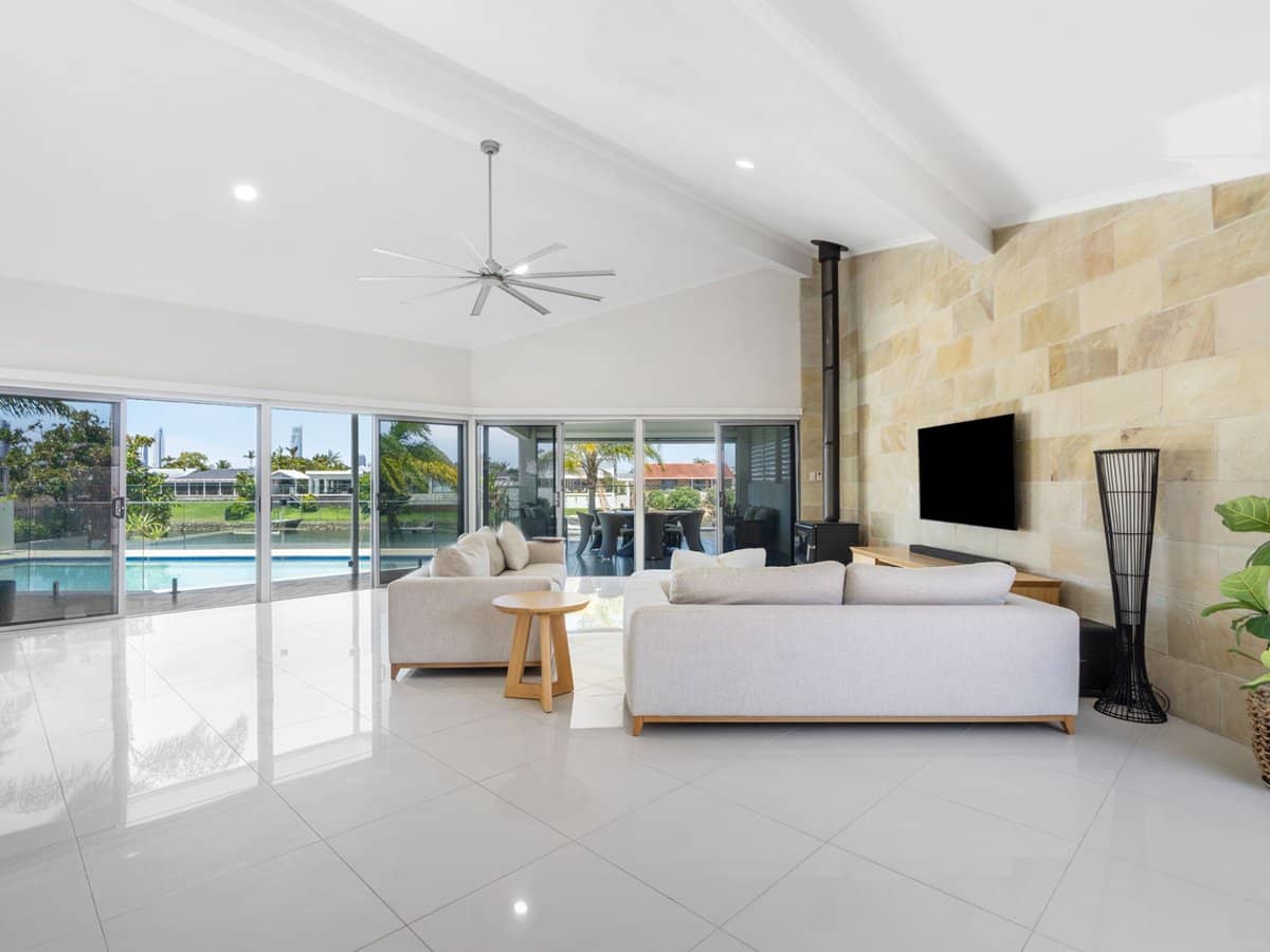 8 Angus Court, Benowa Waters - Thumbnail 7