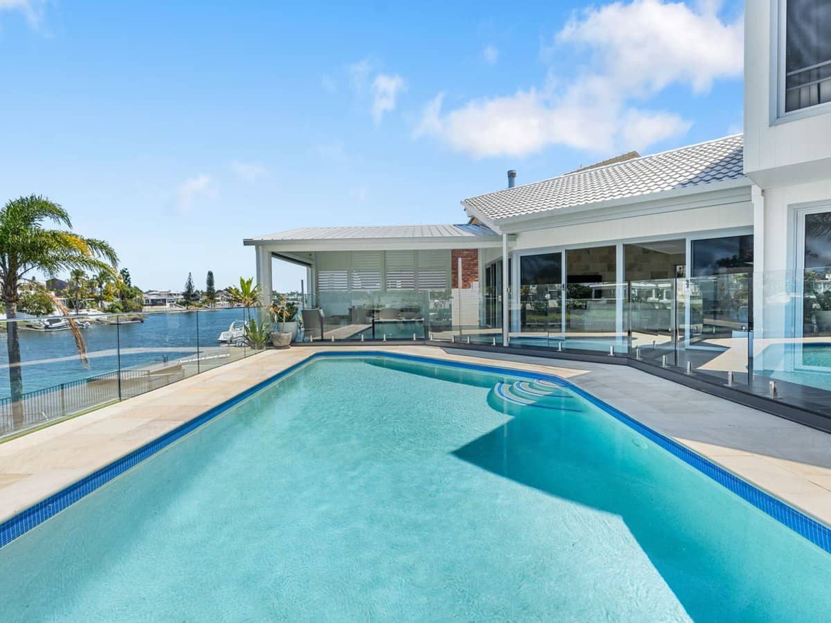 8 Angus Court, Benowa Waters - Thumbnail 9