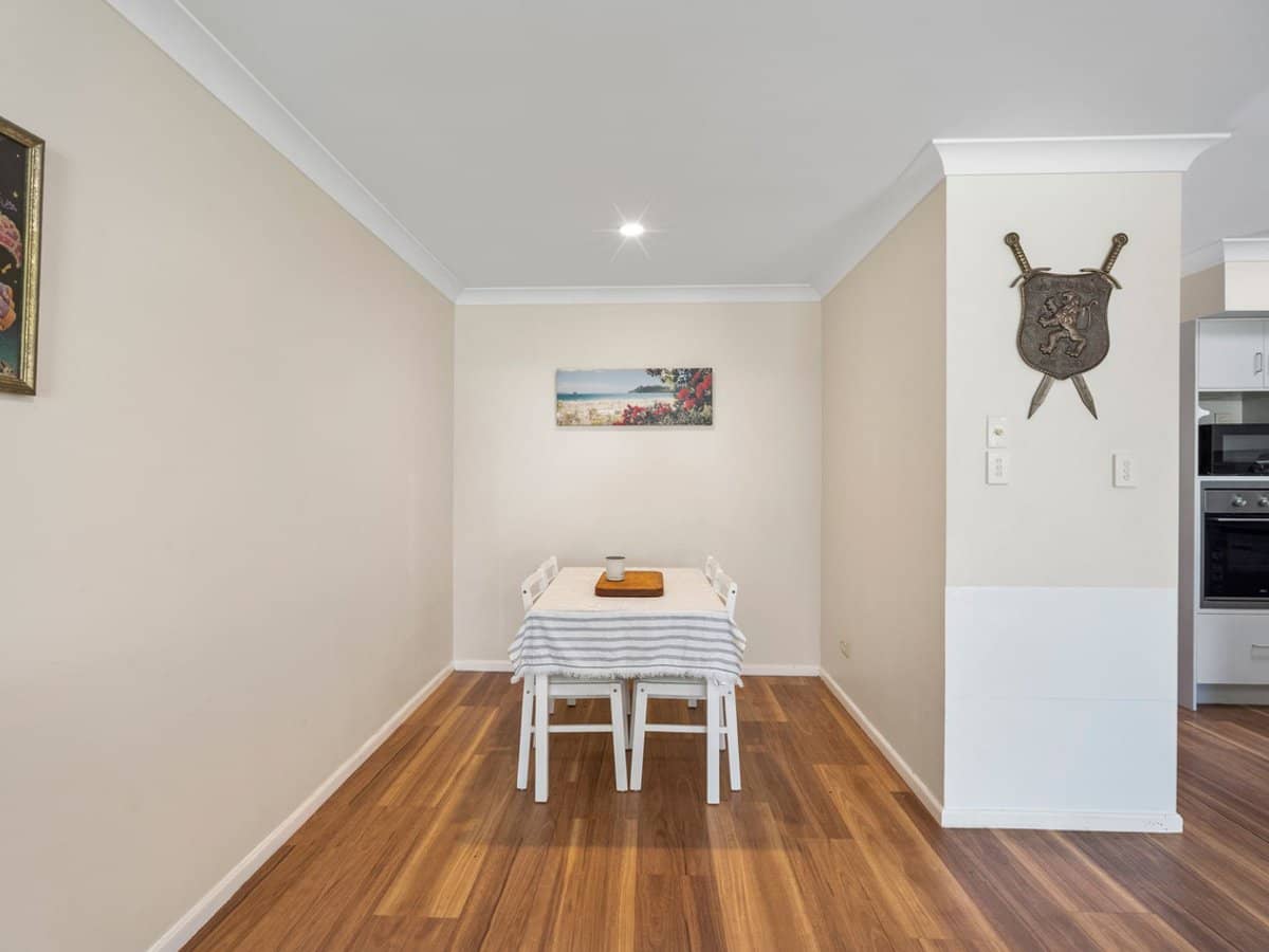 7-9 Santa Cruz Boulevard, CLEAR ISLAND WATERS - Thumbnail 6