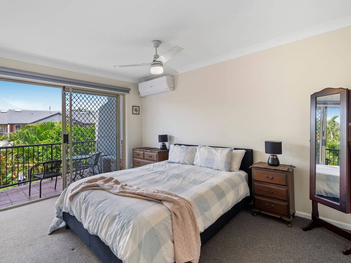 7-9 Santa Cruz Boulevard, CLEAR ISLAND WATERS - Thumbnail 10