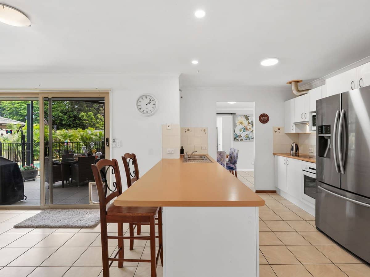 3 Dorothy Place, VARSITY LAKES - Thumbnail 4