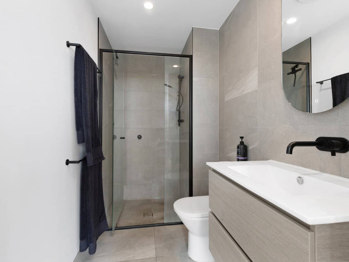 602/256 Stanhill Drive, Surfers Paradise - Thumbnail 9