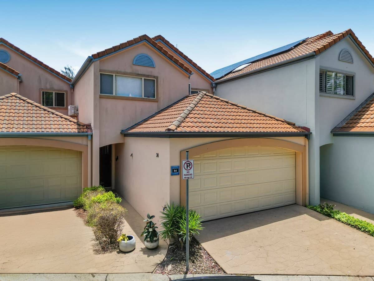 34 John Lund Drive, HOPE ISLAND - Thumbnail 3