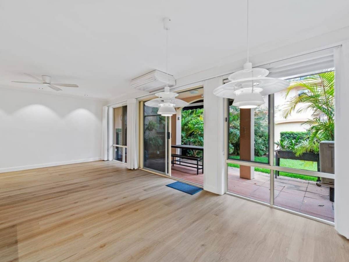 34 John Lund Drive, HOPE ISLAND - Thumbnail 11