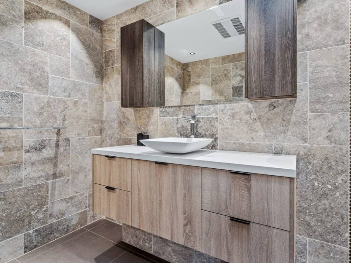 34 John Lund Drive, HOPE ISLAND - Thumbnail 14