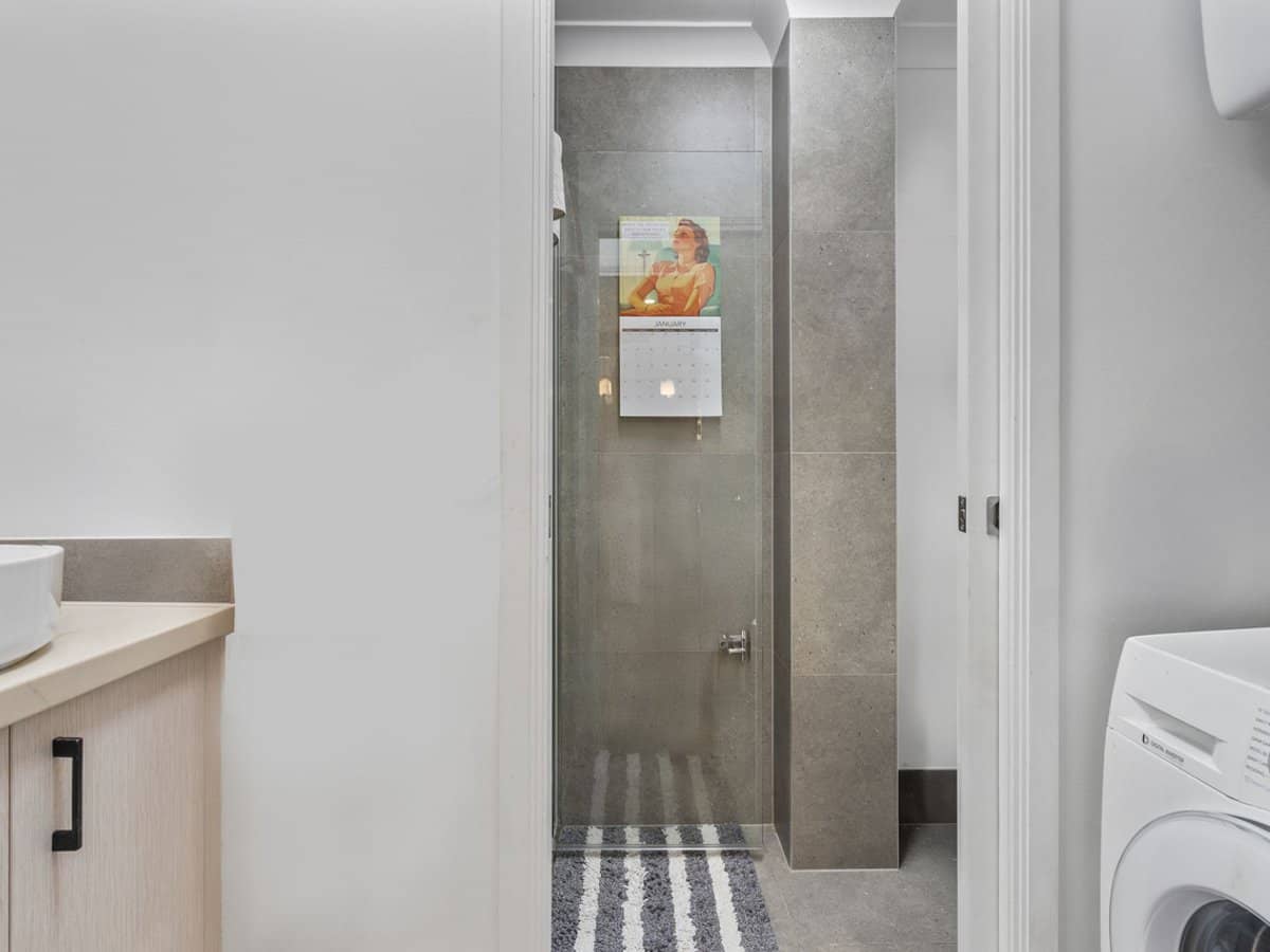 34 John Lund Drive, HOPE ISLAND - Thumbnail 29