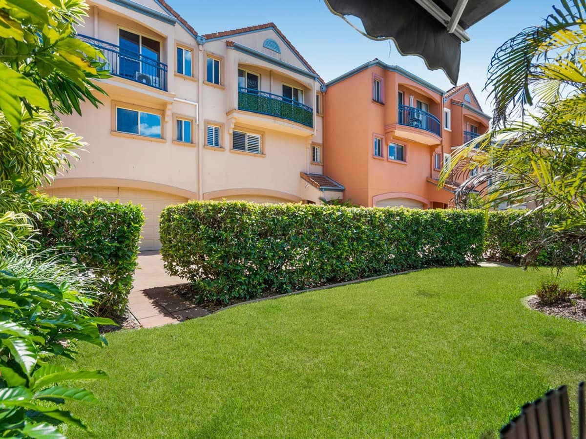 34 John Lund Drive, HOPE ISLAND - Thumbnail 31