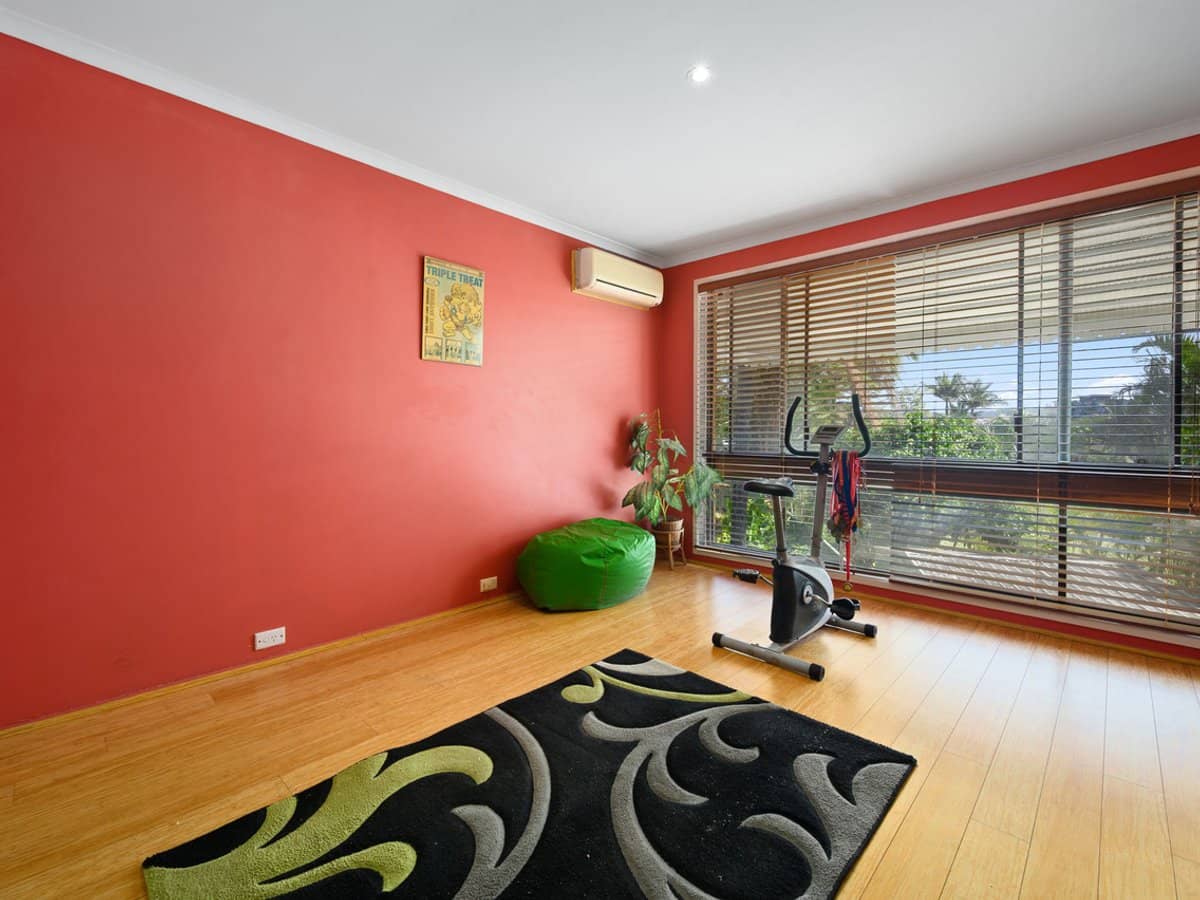 170 Bardon Avenue, Burleigh Waters - Thumbnail 8