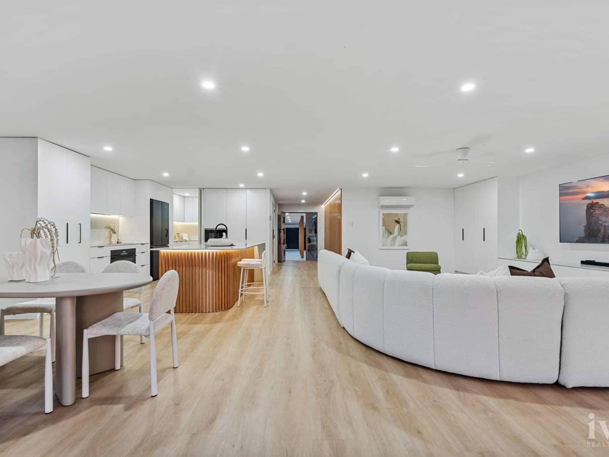 9 Marco Polo Place, Hollywell - Thumbnail 11