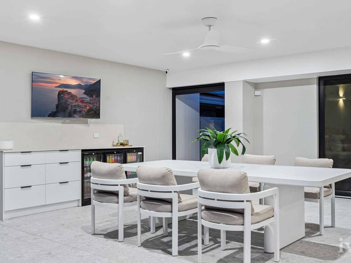 9 Marco Polo Place, Hollywell - Thumbnail 22