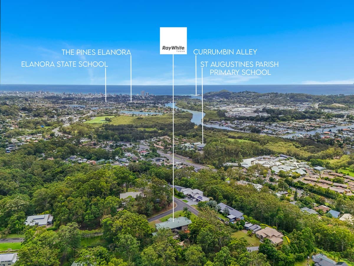 2 Raleigh Terrace, CURRUMBIN WATERS - Thumbnail 1