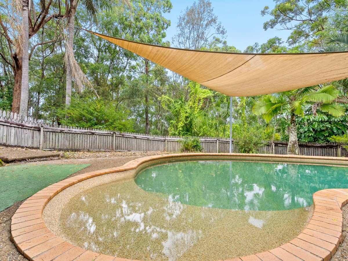 2 Raleigh Terrace, CURRUMBIN WATERS - Thumbnail 17