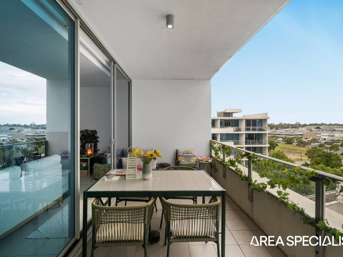 41 Harbour Town Drive, Biggera Waters - Thumbnail 11