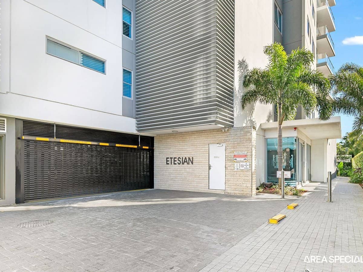 41 Harbour Town Drive, Biggera Waters - Thumbnail 19