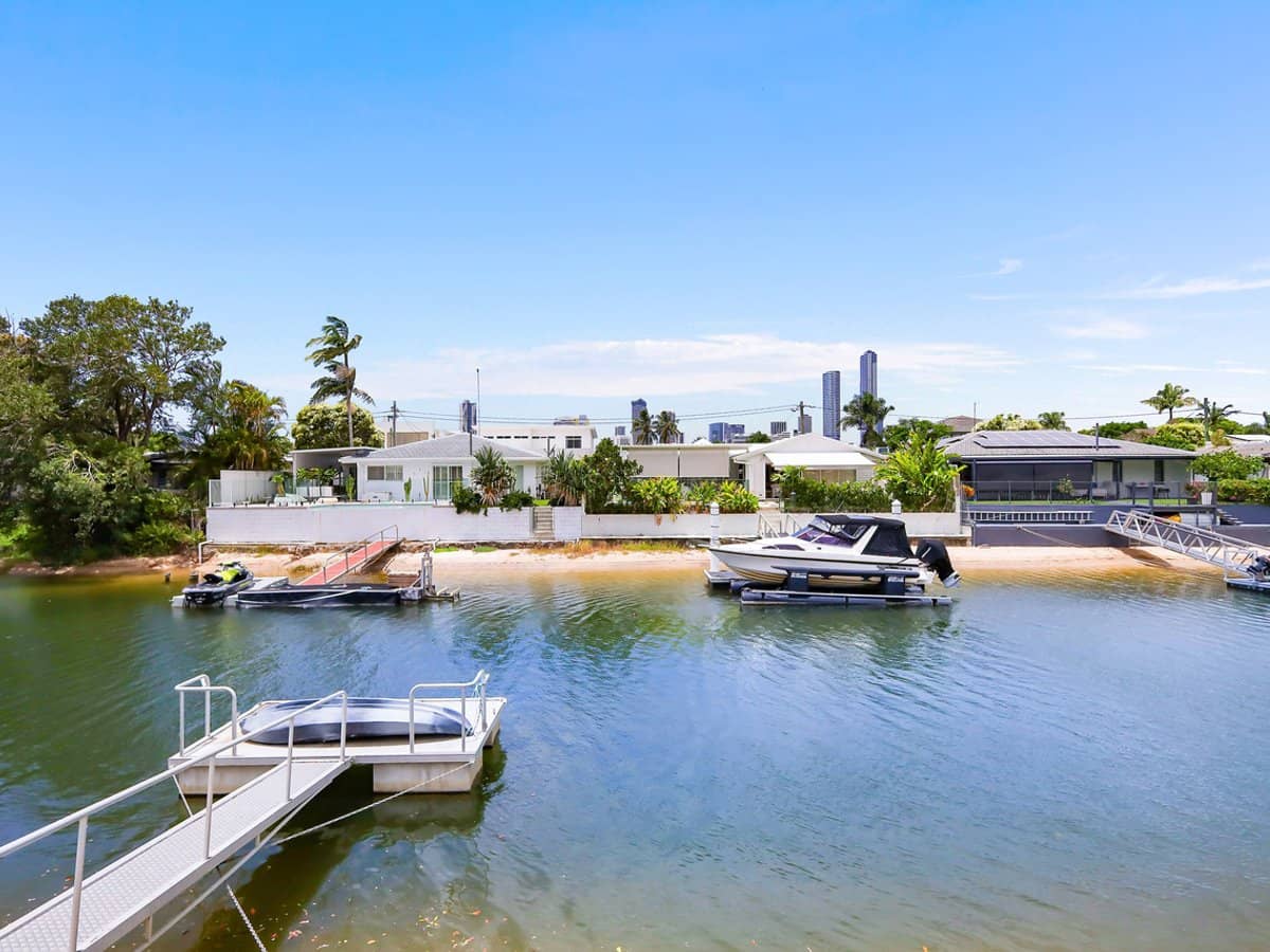 102 Rio Vista Boulevard, BROADBEACH WATERS - Thumbnail 5