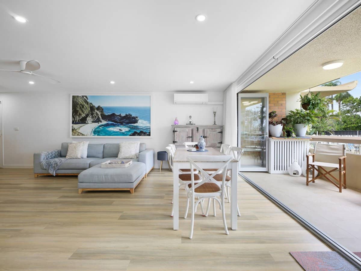 24 The Esplanade, Burleigh Heads - Thumbnail 6