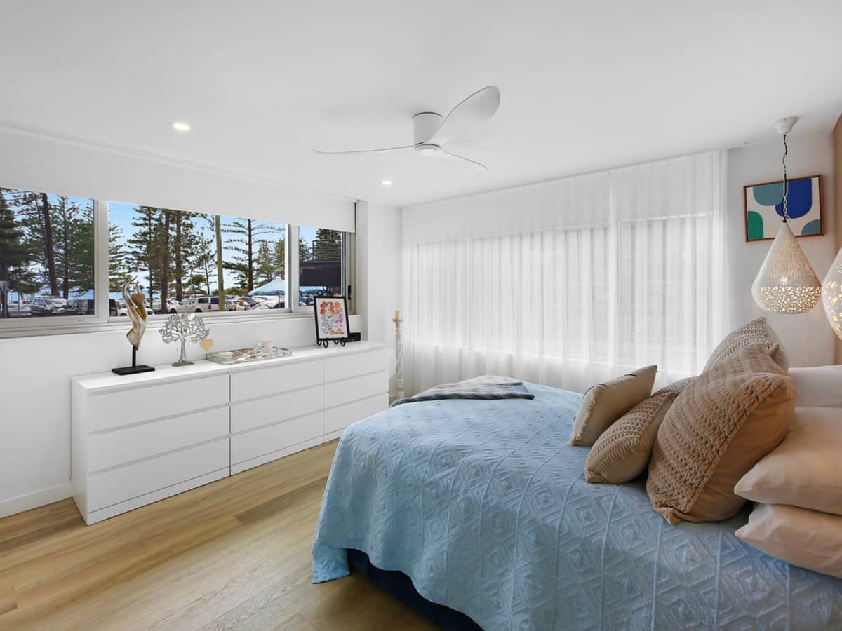 24 The Esplanade, Burleigh Heads - Thumbnail 15