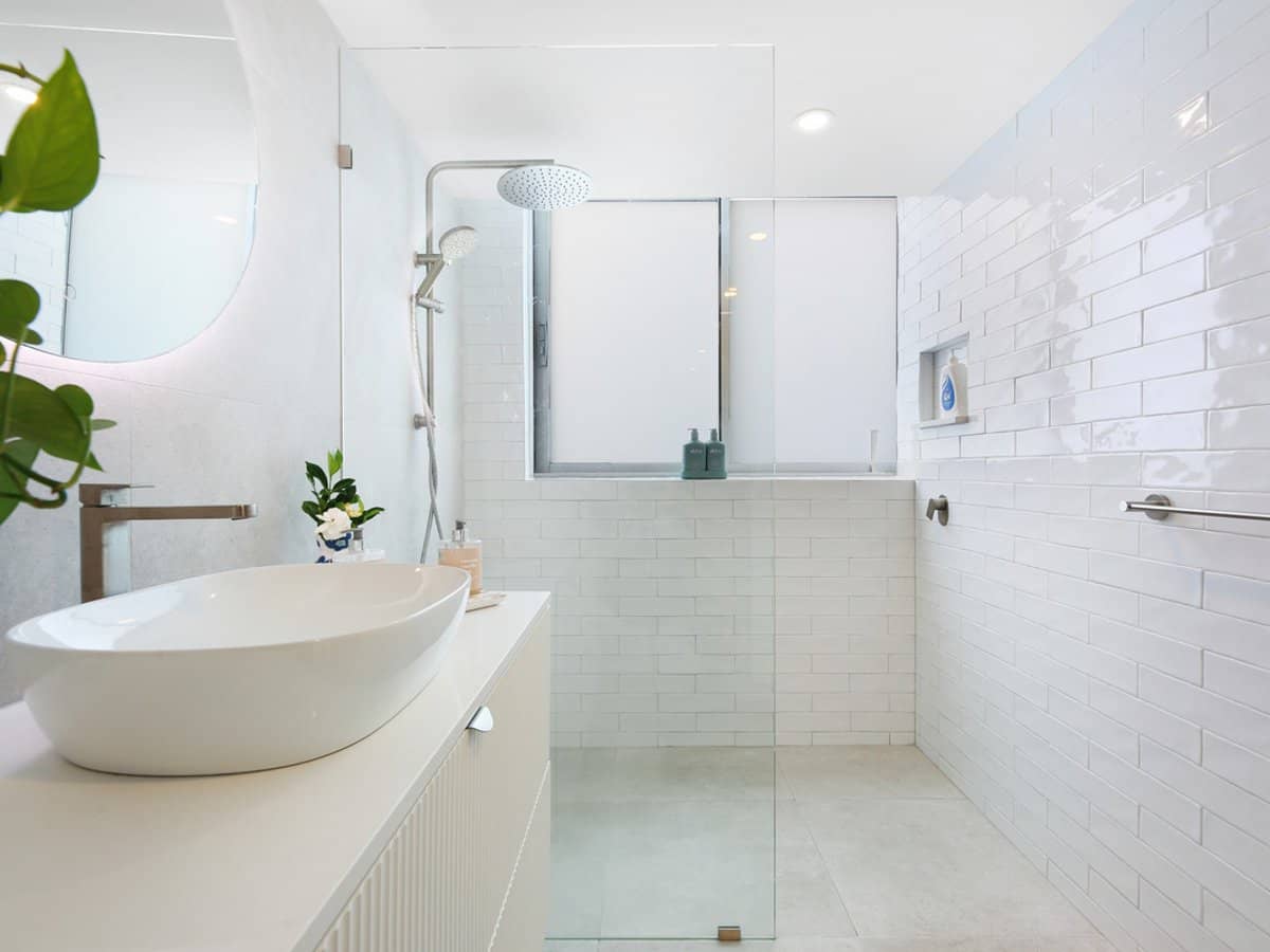 24 The Esplanade, Burleigh Heads - Thumbnail 24