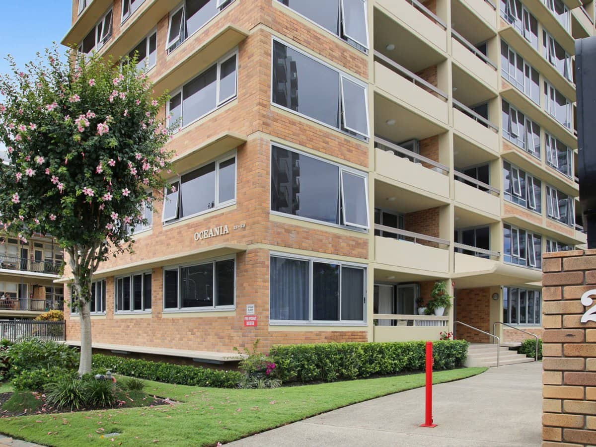 24 The Esplanade, Burleigh Heads - Thumbnail 27