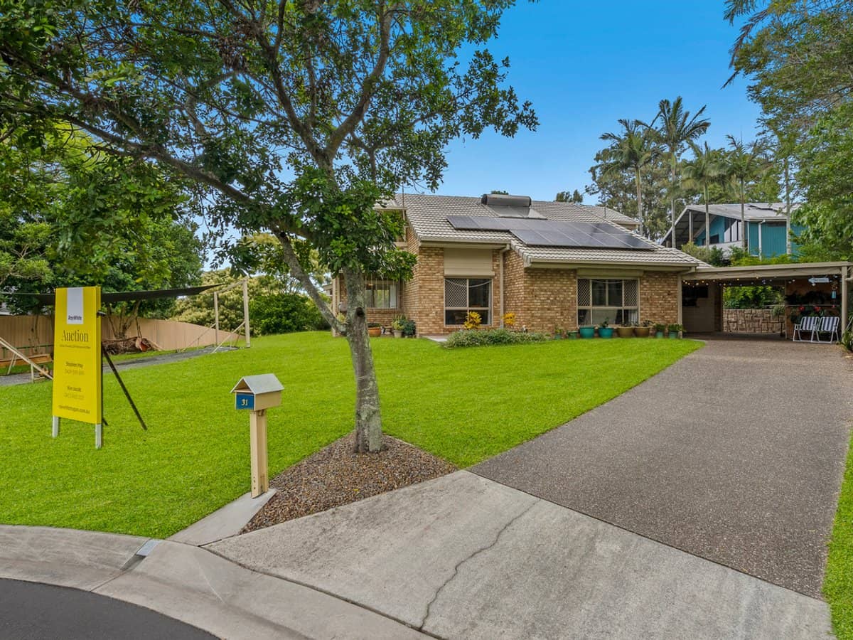 31 Bob Barnard Drive, TUGUN - Thumbnail 1