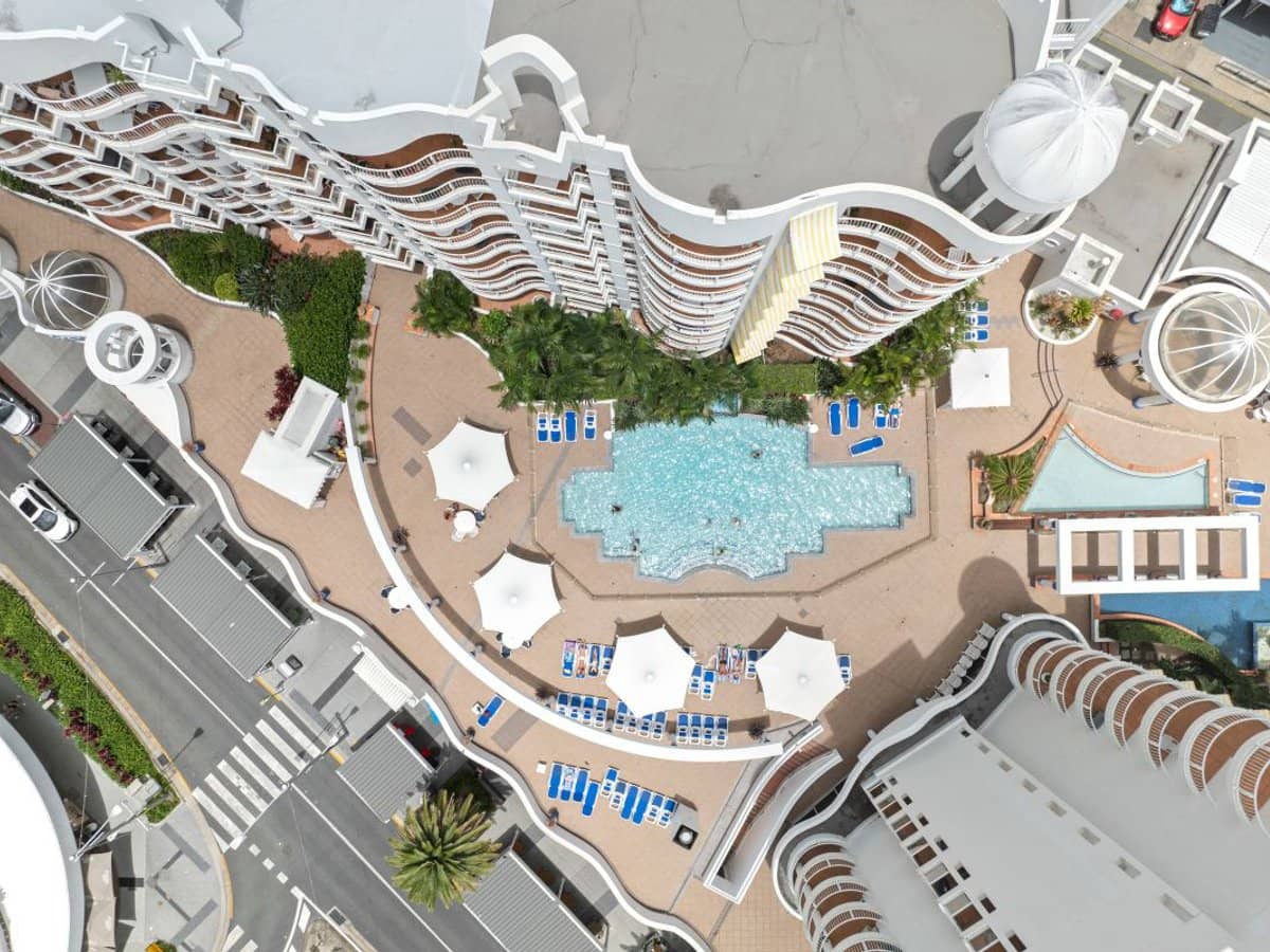 24-26 Queensland Avenue, BROADBEACH - Thumbnail 8