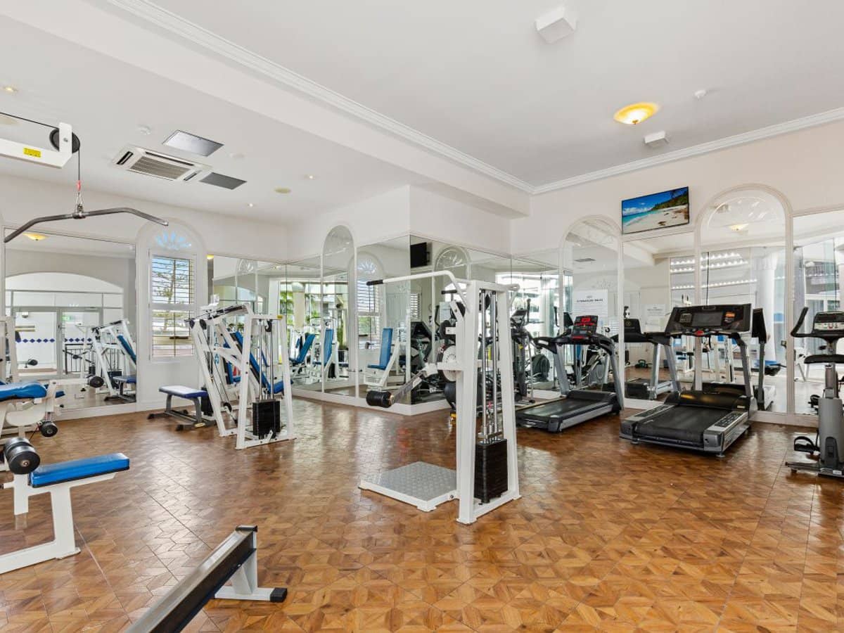 24-26 Queensland Avenue, BROADBEACH - Thumbnail 13