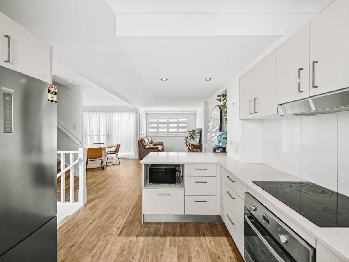 13 Bullimah Avenue, Burleigh Heads - Thumbnail 6