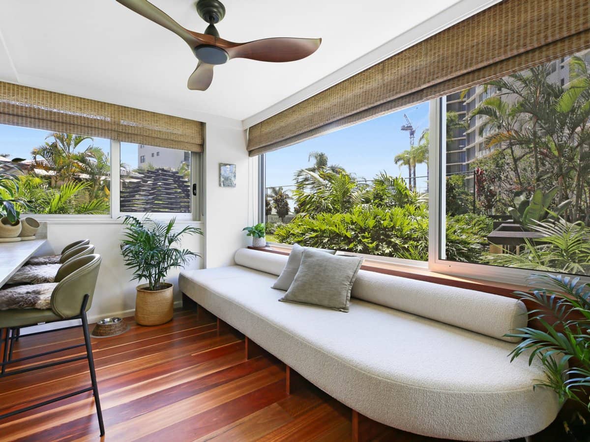 24 The Esplanade, Burleigh Heads - Thumbnail 10