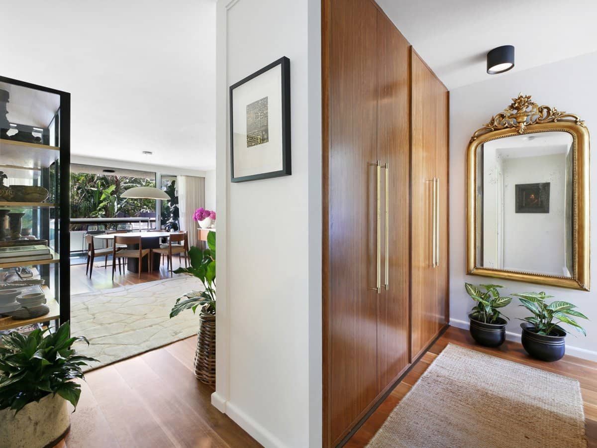 24 The Esplanade, Burleigh Heads - Thumbnail 17