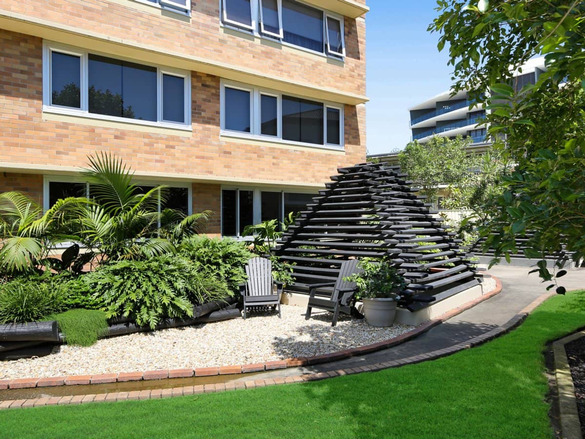 24 The Esplanade, Burleigh Heads - Thumbnail 22