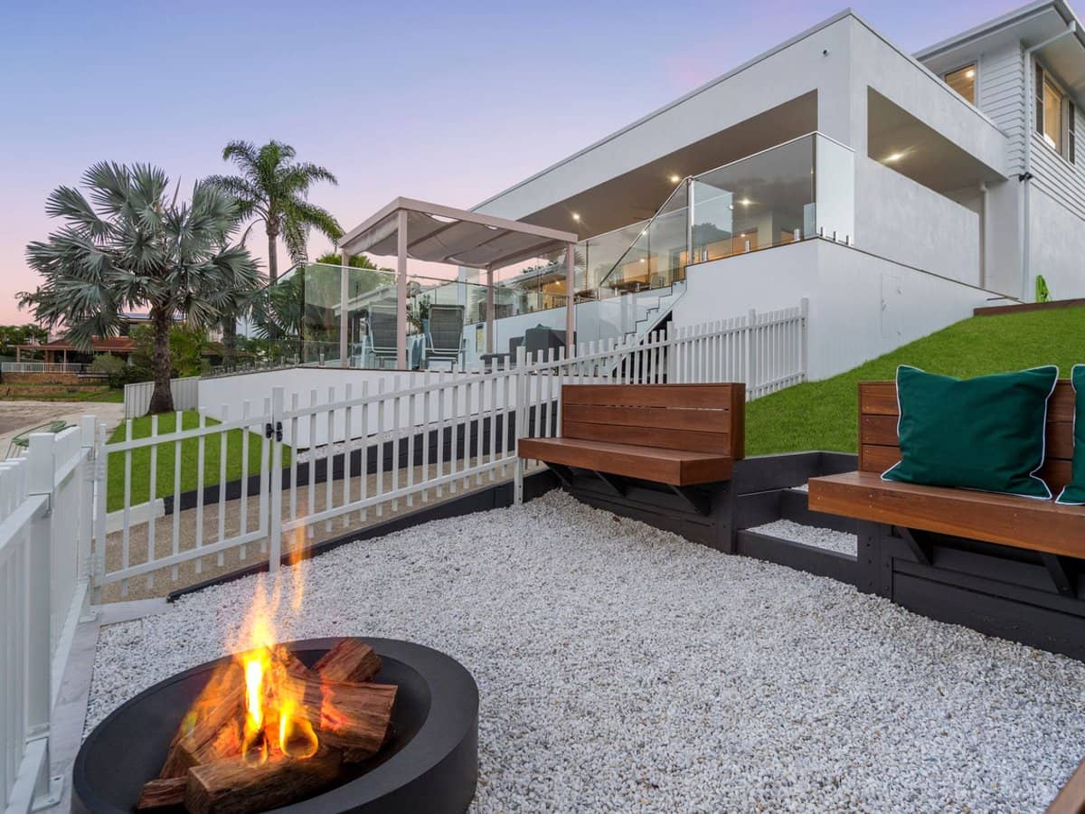 210 Sunshine Boulevard, MERMAID WATERS - Thumbnail 30