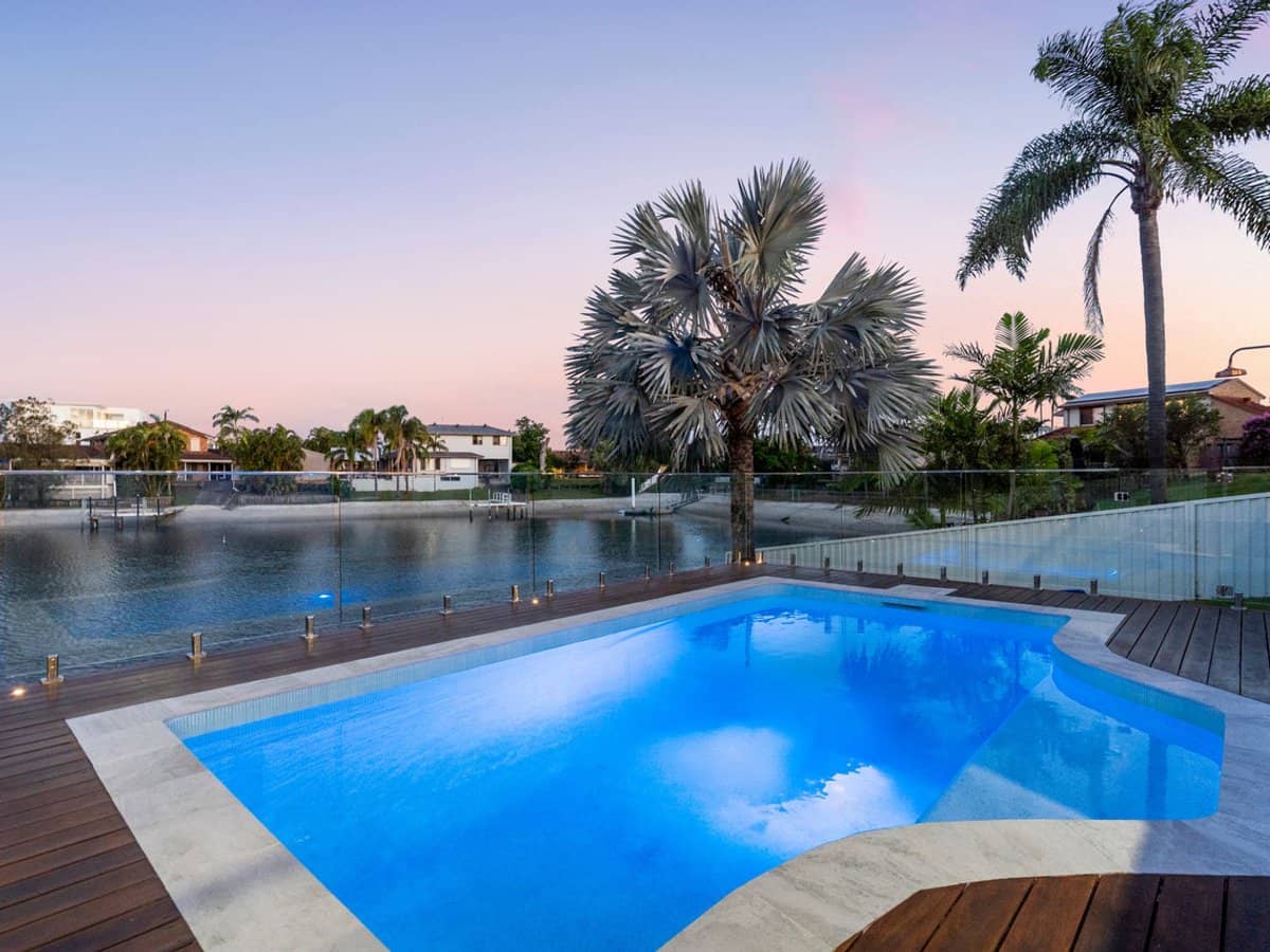 210 Sunshine Boulevard, MERMAID WATERS - Thumbnail 31