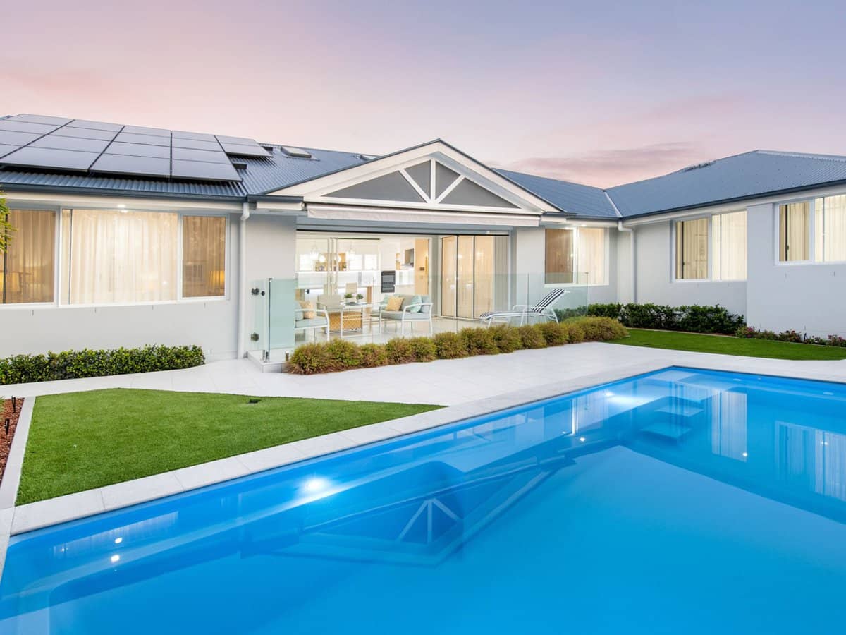 1858 Oak Hill Drive, Sanctuary Cove - Thumbnail 1