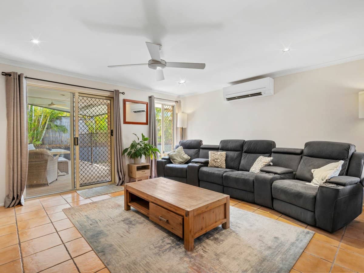 44 Glenside Drive, ROBINA - Thumbnail 6