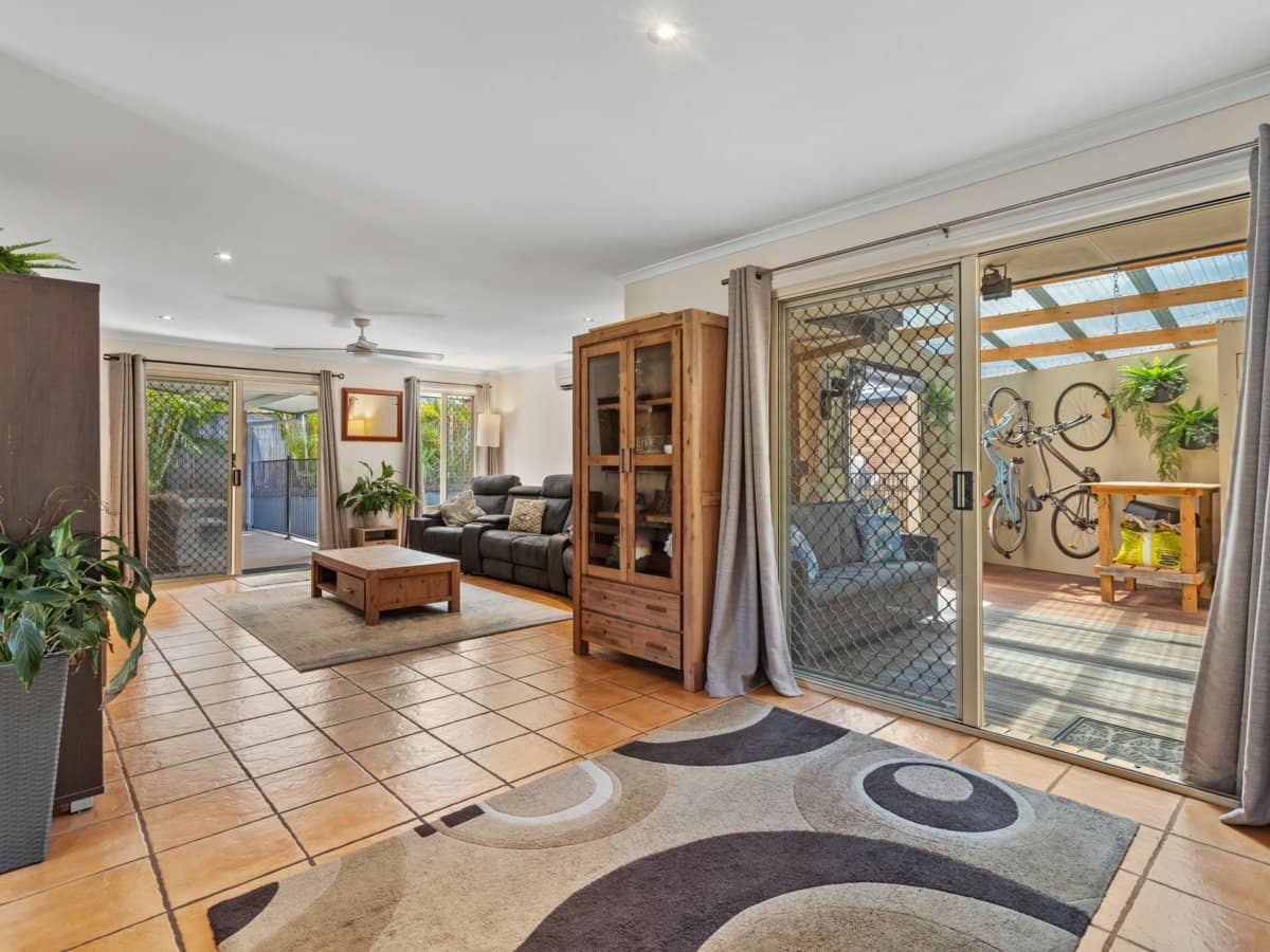 44 Glenside Drive, ROBINA - Thumbnail 8