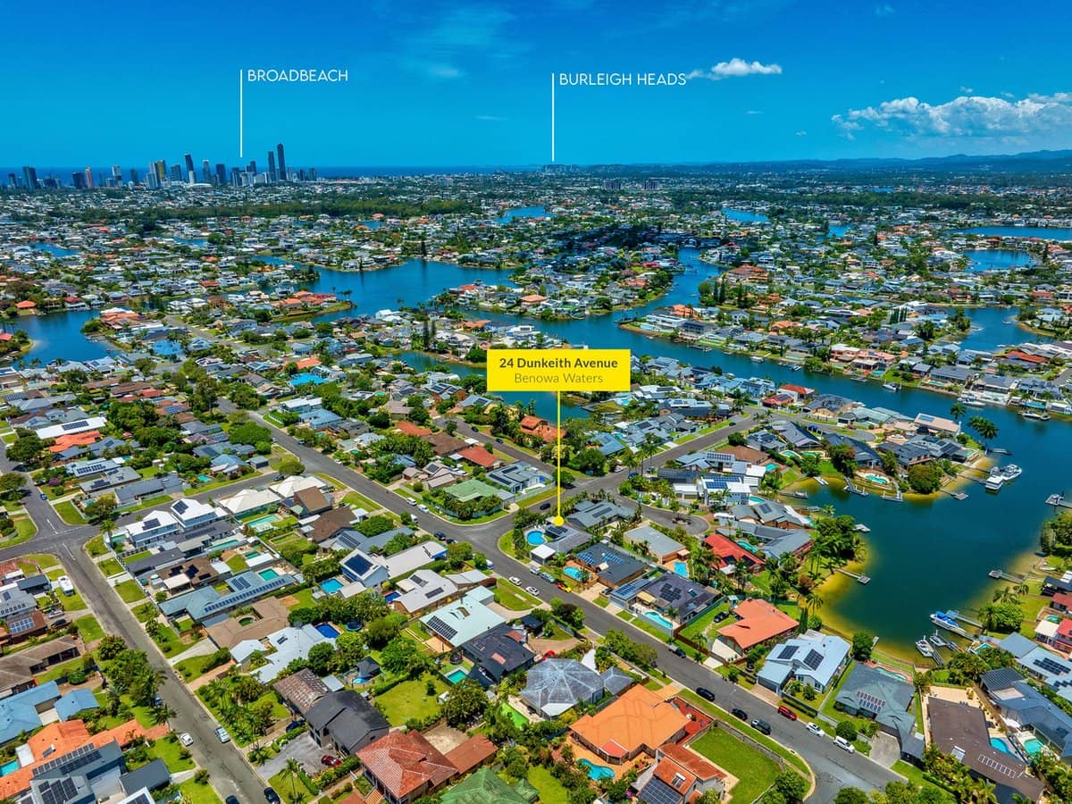 24 Dunkeith Avenue, Benowa Waters - Thumbnail 3