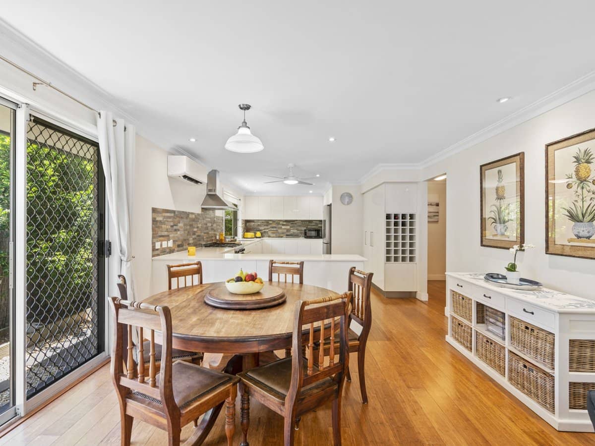 24 Dunkeith Avenue, Benowa Waters - Thumbnail 8