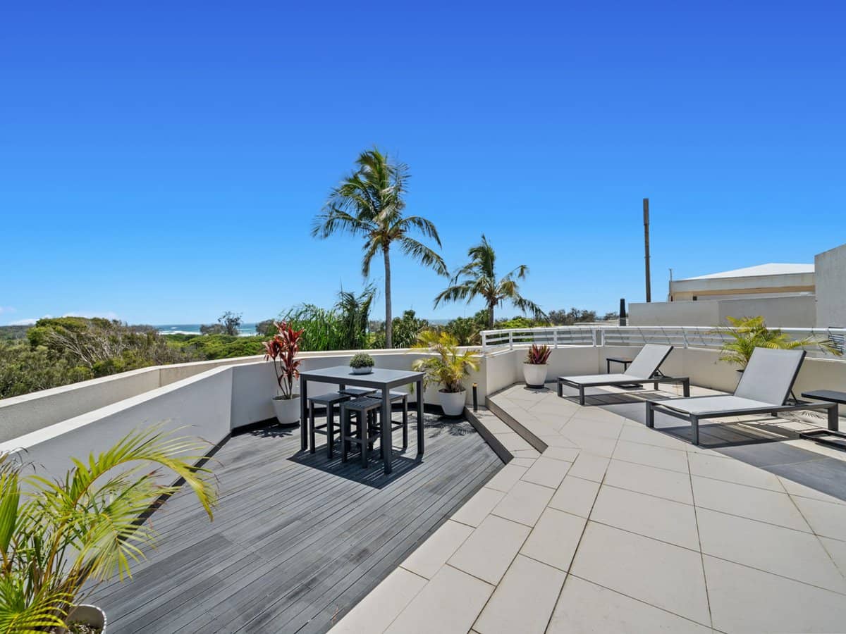 135 Seaworld Drive, Main Beach - Thumbnail 6