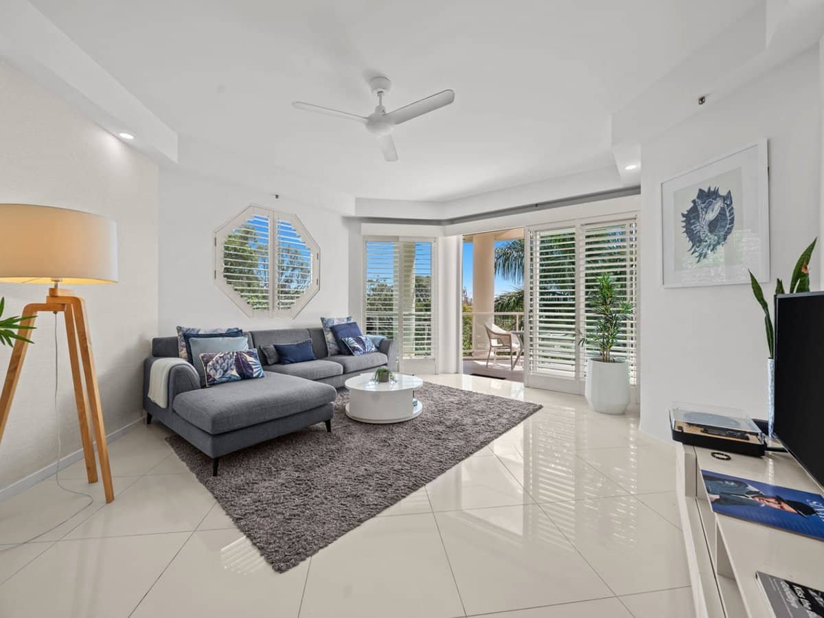 135 Seaworld Drive, Main Beach - Thumbnail 9