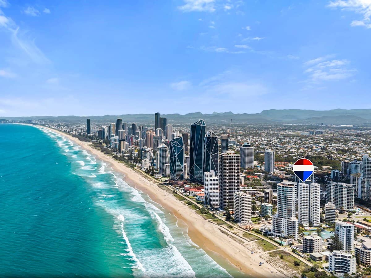 7 Fern Street, SURFERS PARADISE - Thumbnail 3