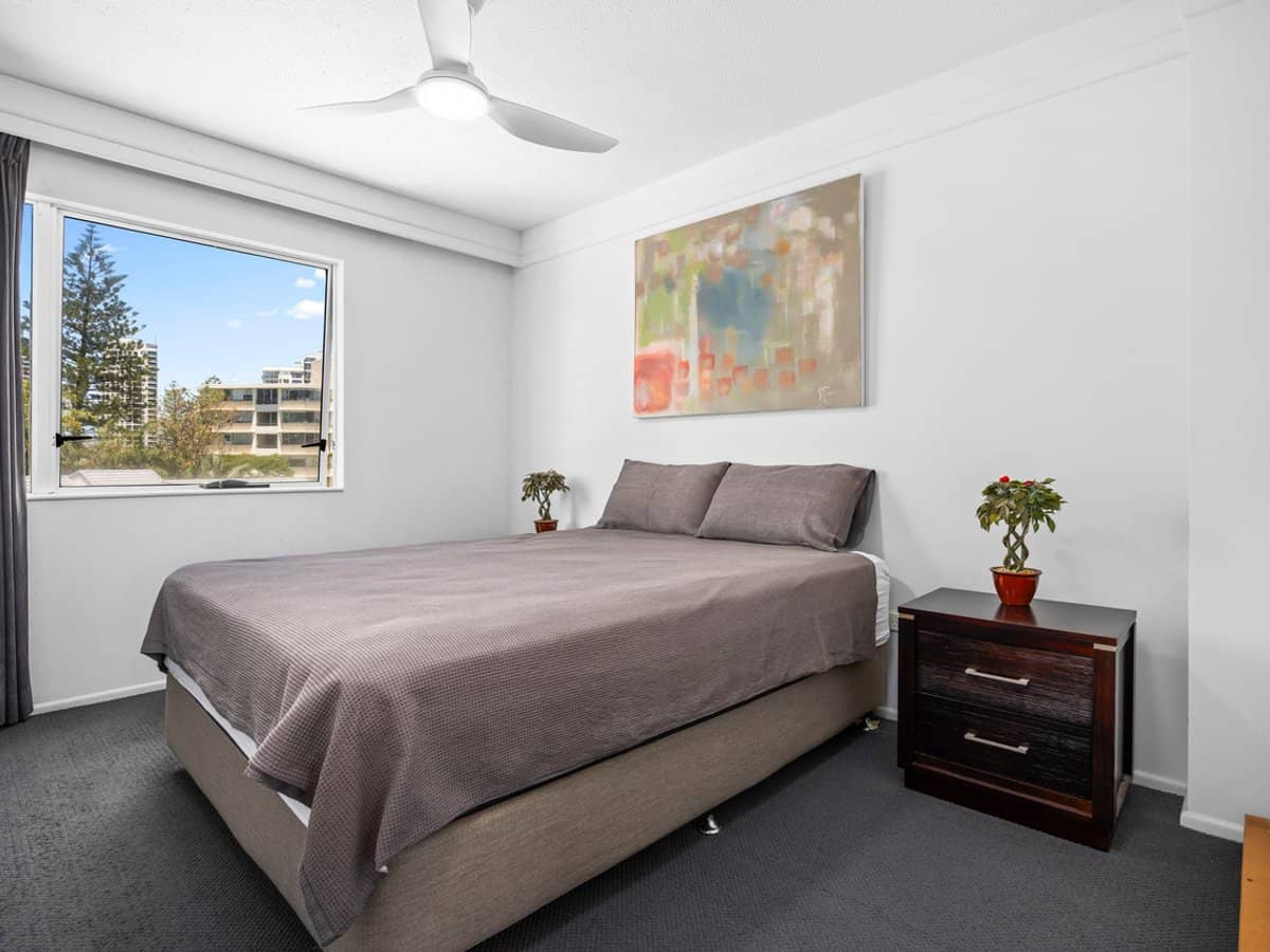 7 Fern Street, SURFERS PARADISE - Thumbnail 14