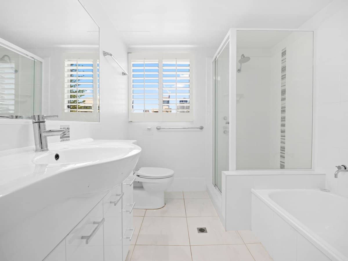 7 Fern Street, SURFERS PARADISE - Thumbnail 15