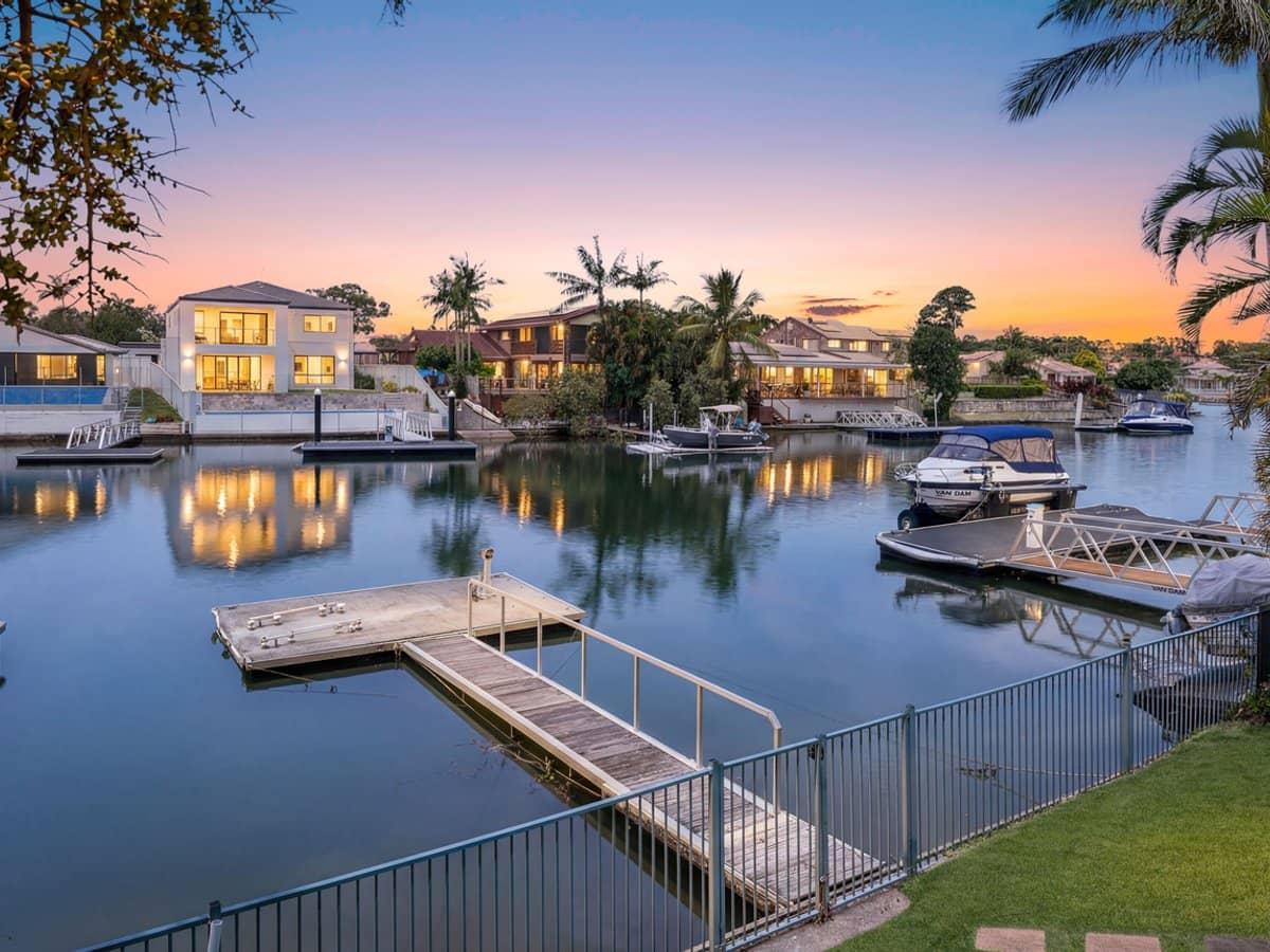 6 Nautilus Place, Biggera Waters - Thumbnail 2