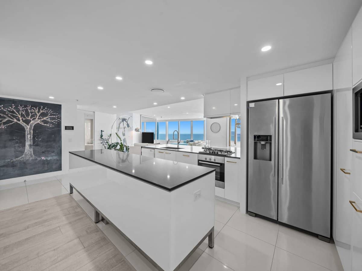 9 Hamilton Avenue, Surfers Paradise - Thumbnail 10