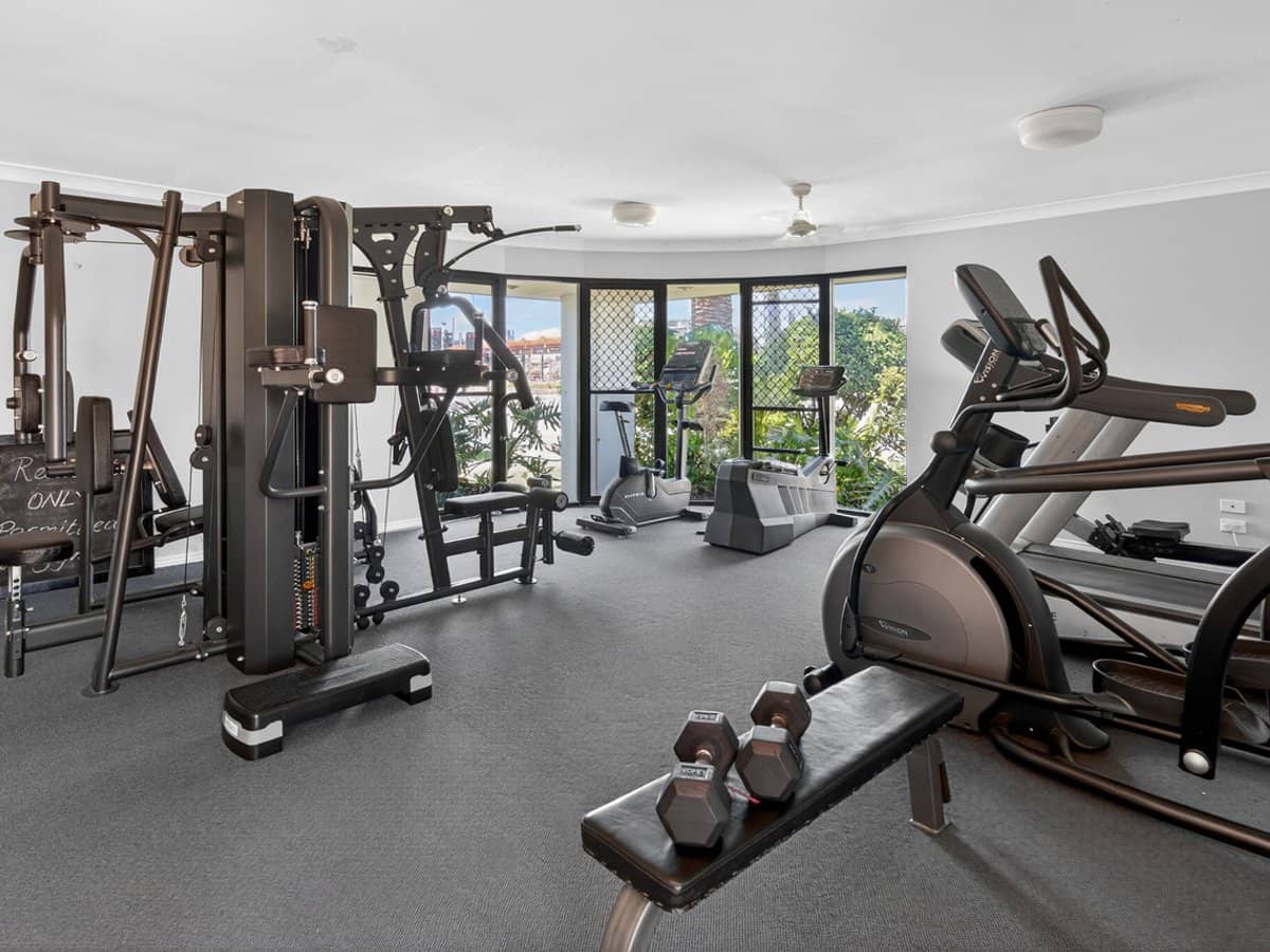 2214 Gold Coast Highway, MERMAID WATERS - Thumbnail 20