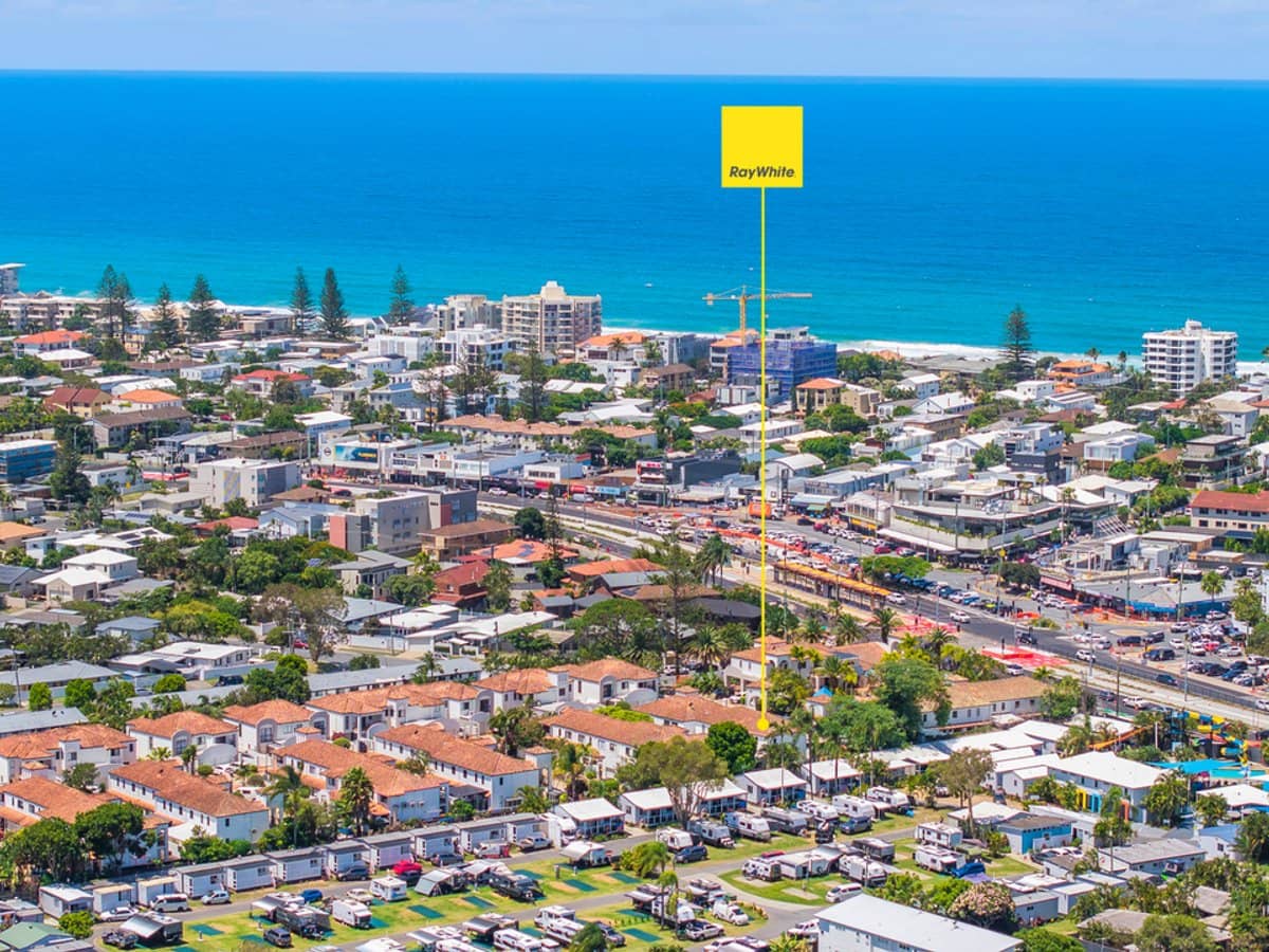 2214 Gold Coast Highway, MERMAID WATERS - Thumbnail 23