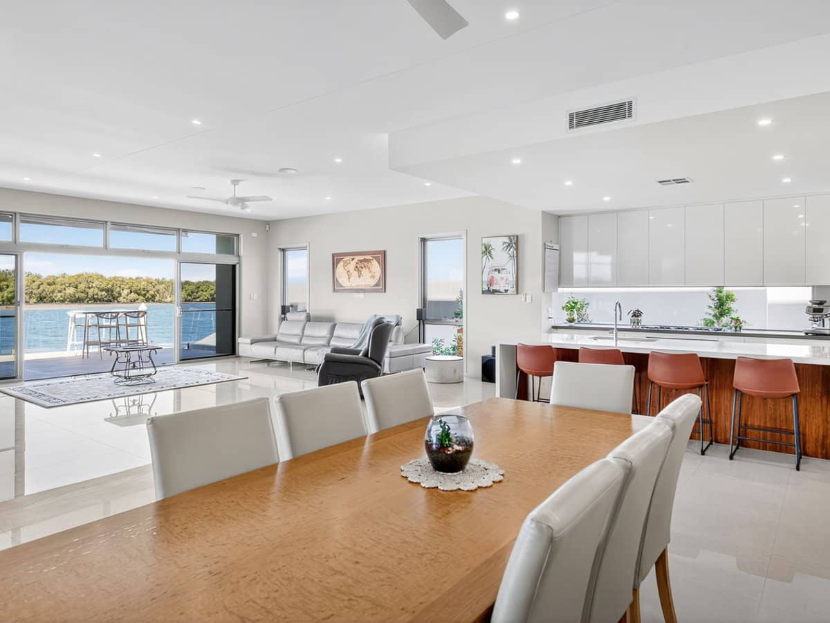 2080 The Circle, Sanctuary Cove - Thumbnail 3