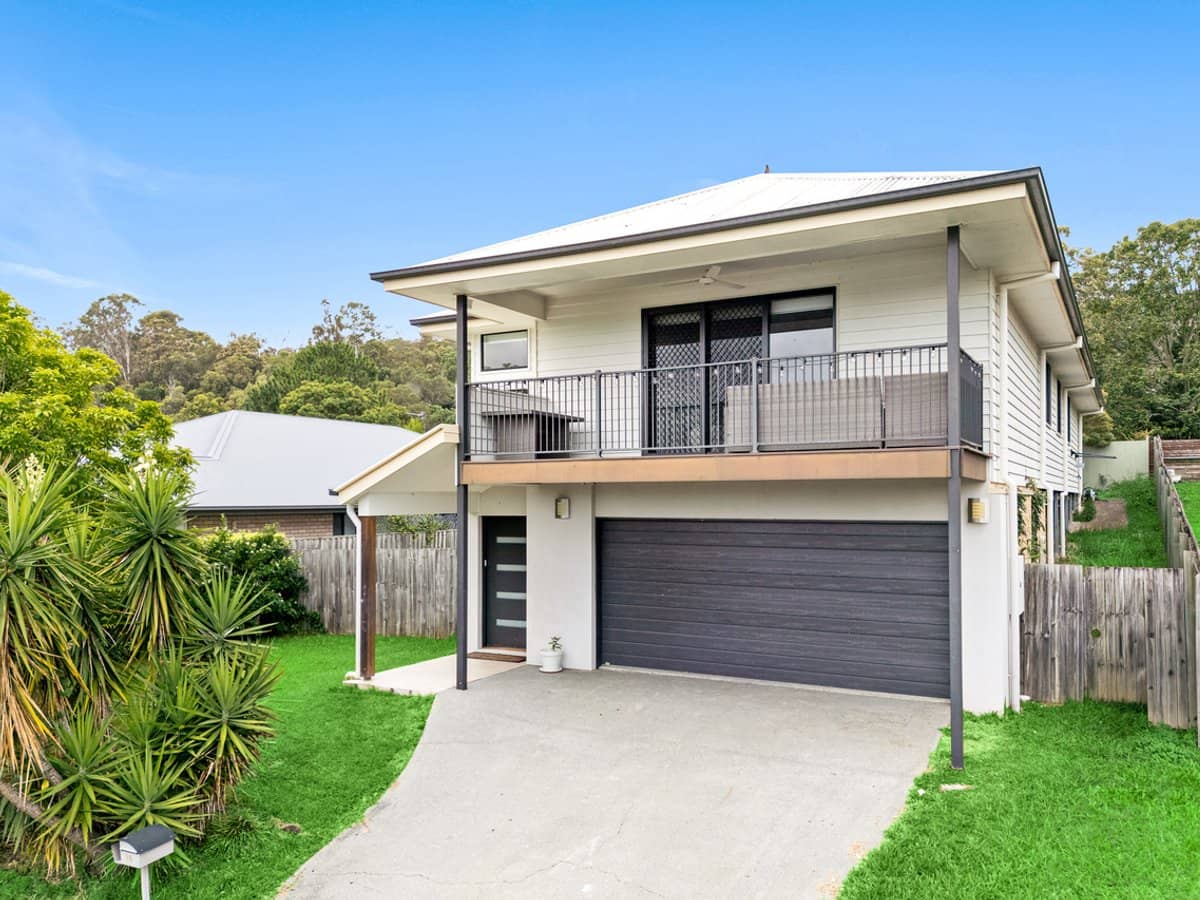 16 Cassidy Crescent, WILLOW VALE - Thumbnail 2