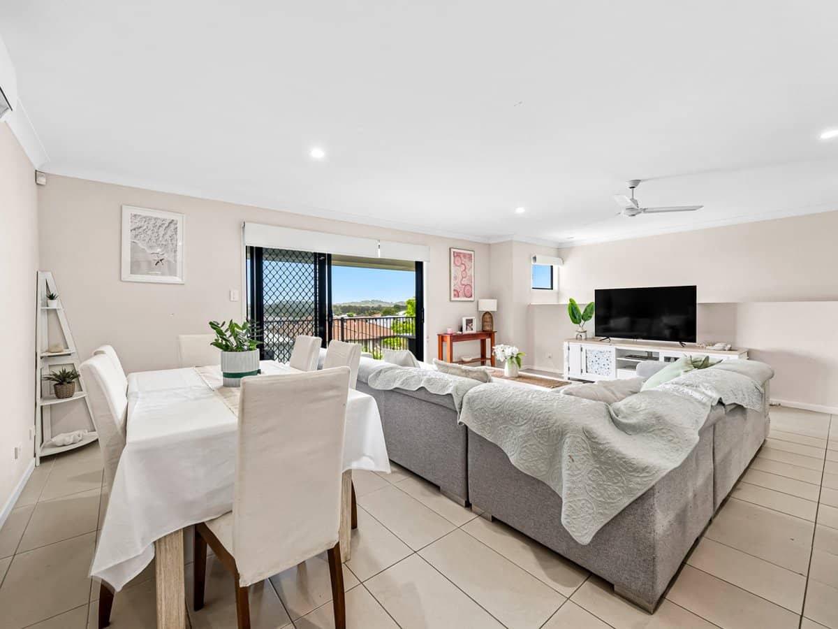 16 Cassidy Crescent, WILLOW VALE - Thumbnail 7