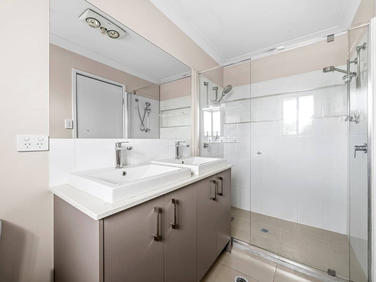 16 Cassidy Crescent, WILLOW VALE - Thumbnail 14